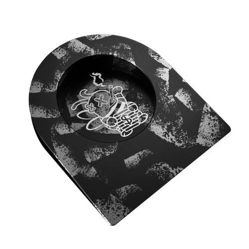Bettinardi Lucky Stinger Black/White Splatter Putting Cups